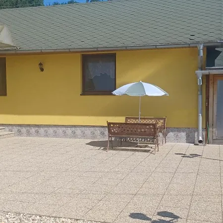 Dovolenkovy Dom Sirava Holiday home Klokocov (Michalovce)